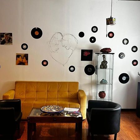 Feel At Home Guest House Ovar Bagian luar foto